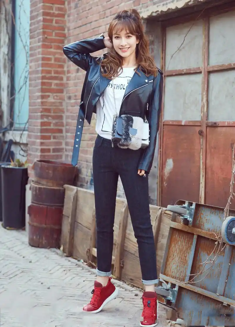 吴昕大长腿女神街拍图片