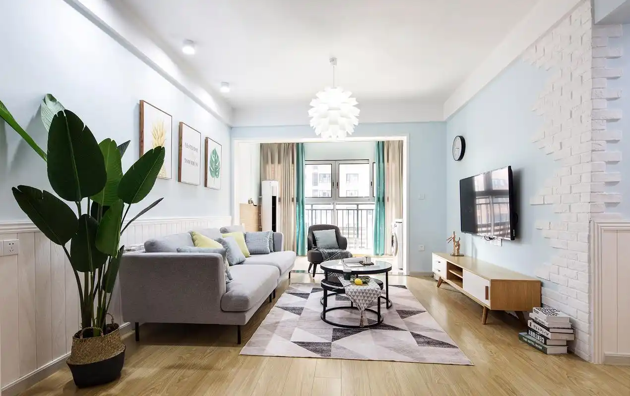 90平米三居客厅装修效果图