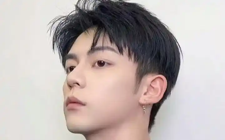 韩系少年感 男生发型推荐