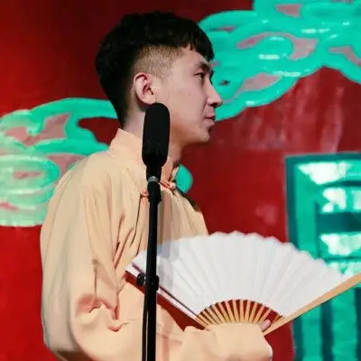 尚九熙何九华情头