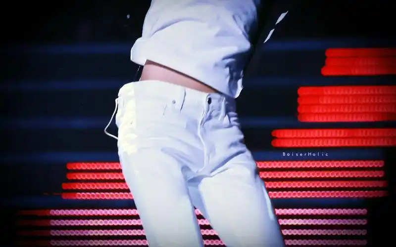 王俊凯听说王俊凯腰不好