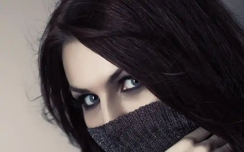 半遮面-清纯靓丽美女写真壁纸