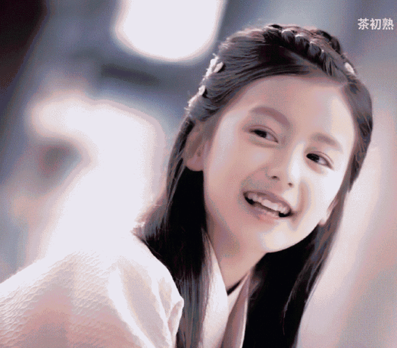 不错的童星我们的古装剧有个好处是:可以随时随地发现一些潜力小演员