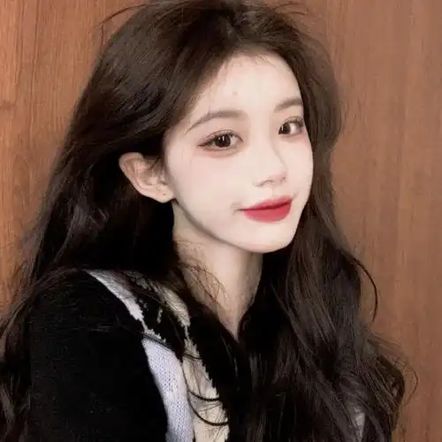 头像女生如果能不长大该多好可时光在身后挡住退路