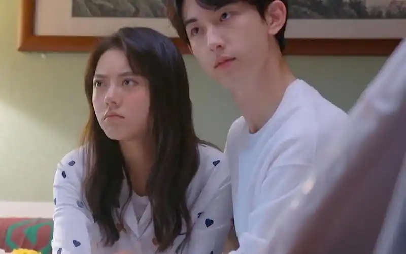 少年派2:钱三一留宿林妙妙家,沙发拥吻被岳父撞见,钱三一吓傻