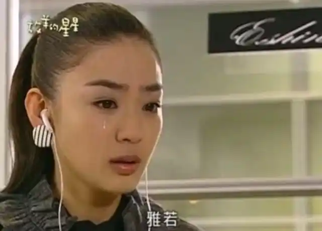 还记得《放羊的星星》的欧雅若吗?42岁素颜编脏辫,美成冻龄女神