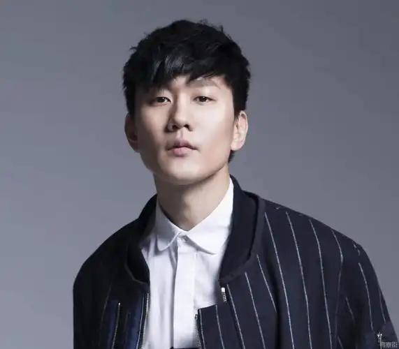 林俊杰私下很会玩林俊杰新地球反光明会