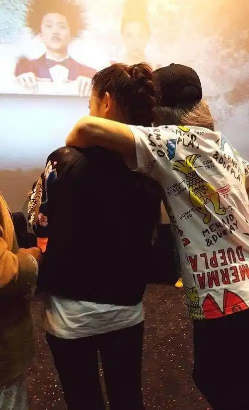 成名速度神速,却被黑粉骂了两年,如今越来越火_林允_周星驰_身高