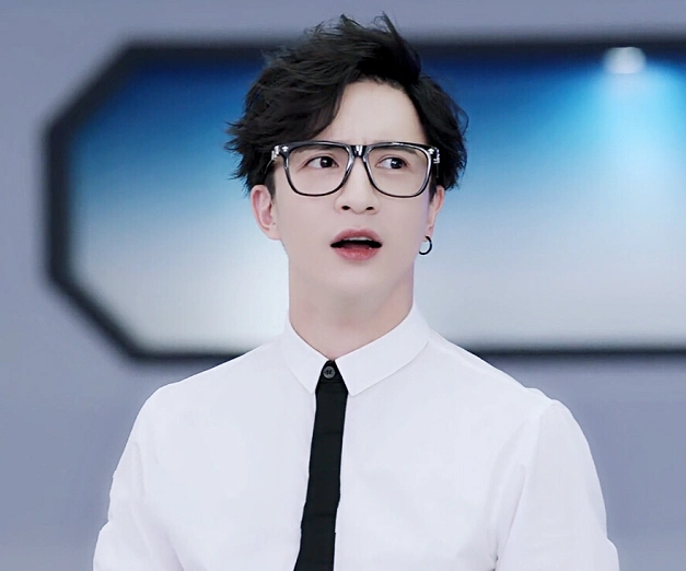 姓薛的4个明星,本能反应说出薛之谦,能说出两个算你厉害