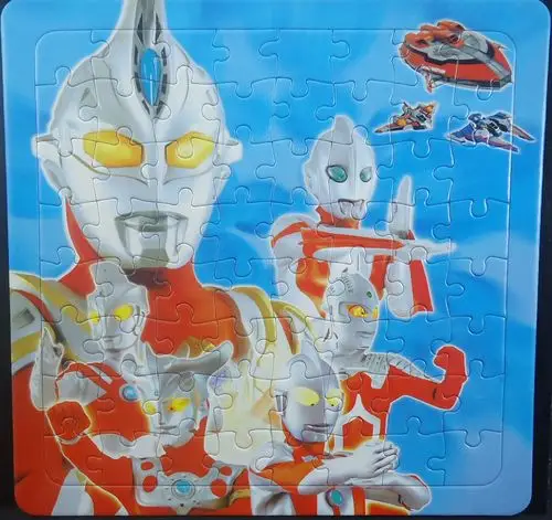 64片奥特曼拼图 平面拼图 益智儿童玩具 卡通硬纸板大拼图