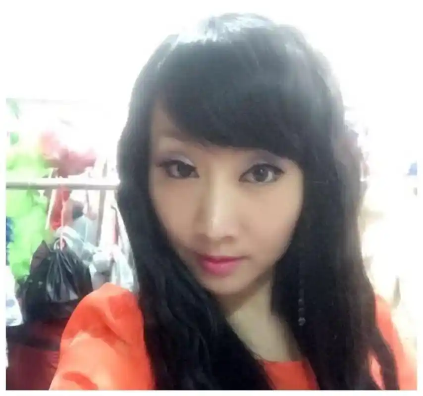 云飞和高月离婚6年,一个再婚娶北大才女,一个带着女儿艰难生活