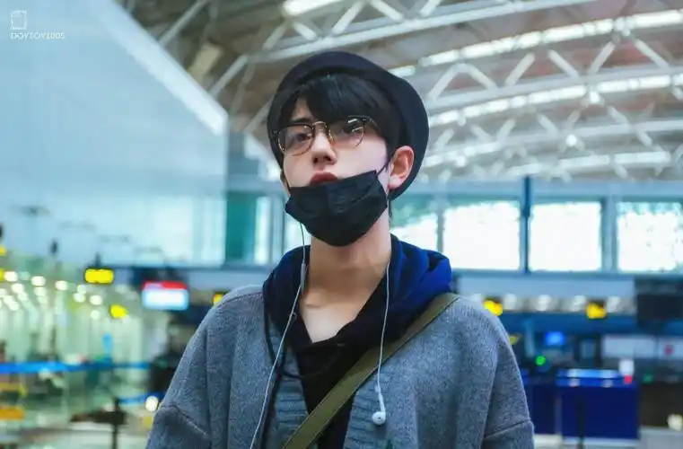 肖战!有钱哥哥!从《陈情令》入粉的,虽然… - 堆糖,美图壁纸兴趣社区