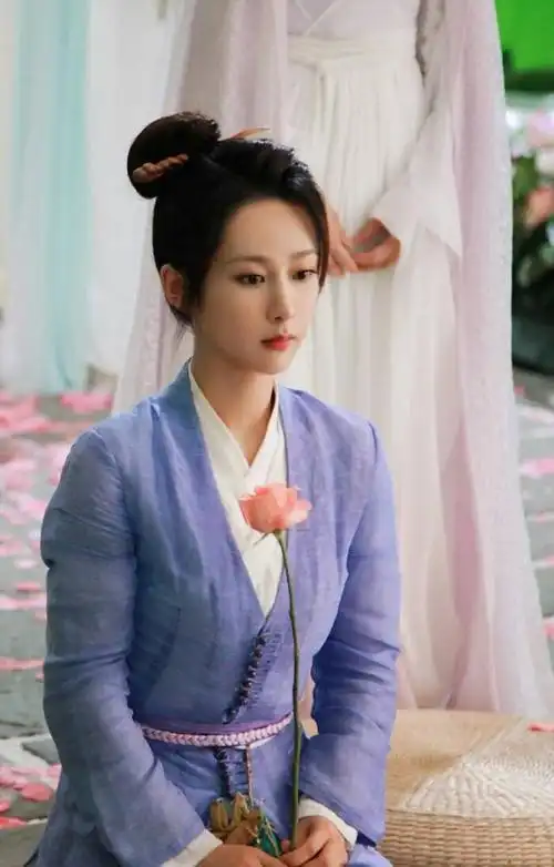 原创古装小仙女杨紫青簪行剧照灵气淑女新造型比锦觅讨喜
