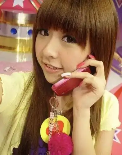 还记得黑涩会美眉吗?鬼鬼活跃,昆凌嫁天王,最穷的她却成了富婆