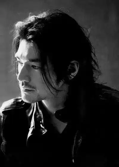 谁说中国男人不适合留胡子,分分钟让你打脸!