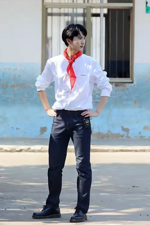 向全世界安利郝富申