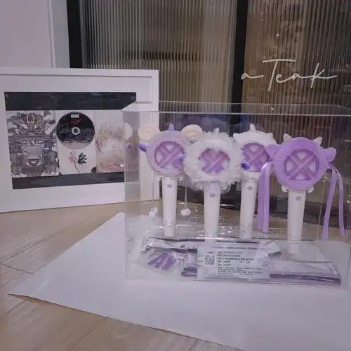 张艺兴官方应援棒