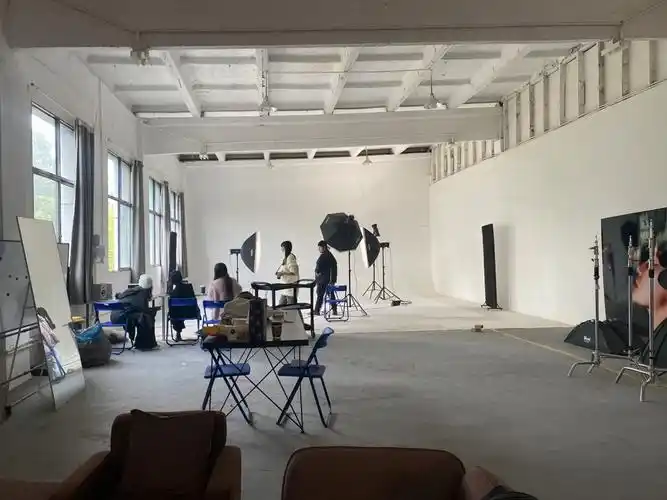 影棚出租  #成都租棚  #化妆  #成都影棚出租  #服装拍摄