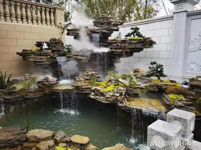 庭院鱼池假山该怎么设计才更美观?