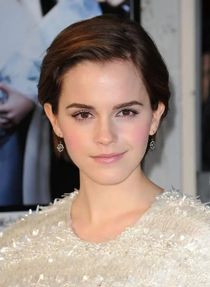 当地时间2023年8月14日,美国佛罗里达州,艾玛·沃特森现身迈阿密街头.