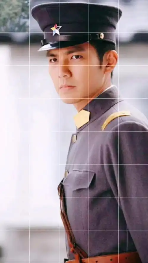 穿着军装的钟汉良