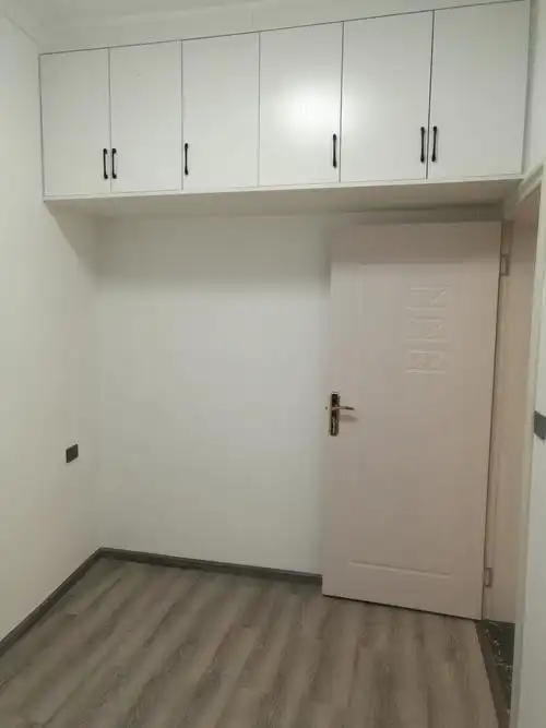 小房间订制吊柜