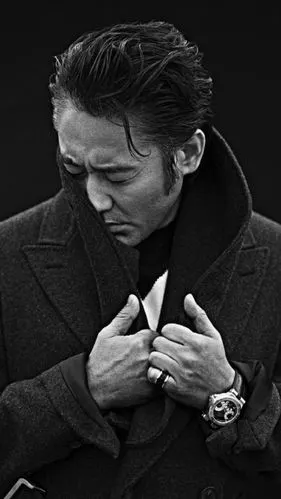 吴秀波,1968年9月5日出生于北京,中国内地男演员.