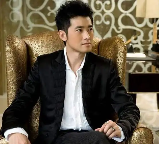 姜妍个人资料简介(3位年近50) - 散下步