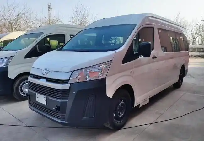 28t柴油动力高车顶设计新款丰田海狮实拍外观内饰全面升级