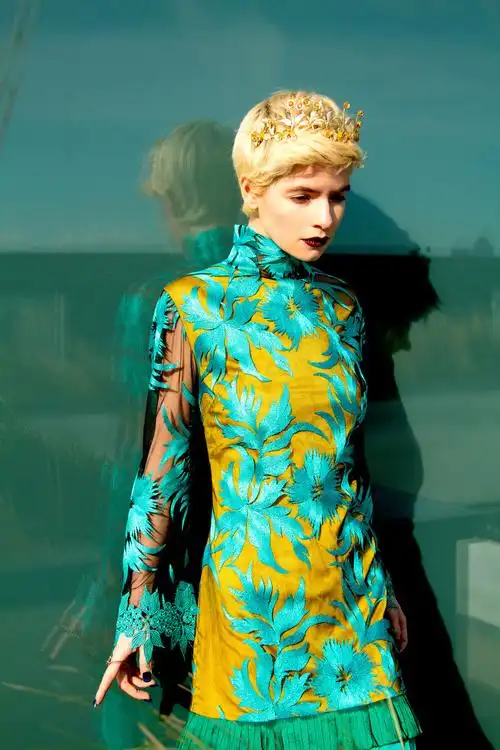 nanagotti201819秋冬欧美女装广告海报