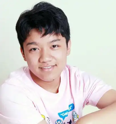 《家有儿女》演员现状,调皮的小胖子退出荧屏,他依然很受欢迎!