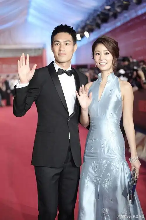 霍建华自爆娶林心如内幕:爱情与责任的交织