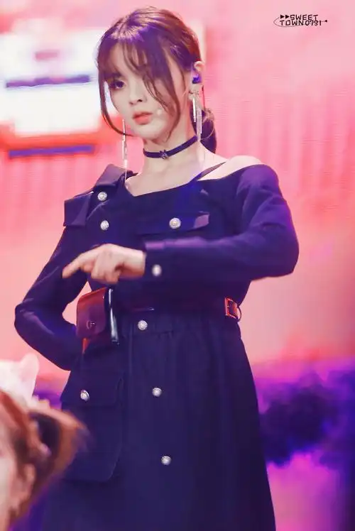 主题:金桔:颜值平平杨超越(图楼,黑勿进)[58]收藏该帖已收藏