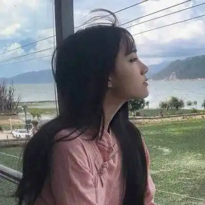清纯高冷女生头像侧脸你是梦中虚妄