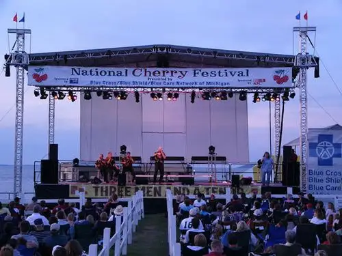 18x14x10m 海边沙滩舞台灯光桁架