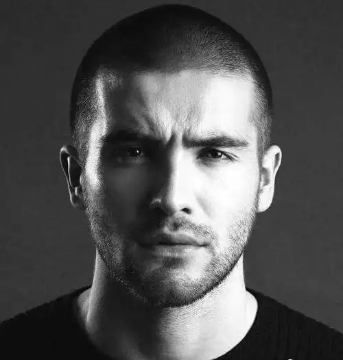 站_最新流行发型设计1一3岁短发男宝宝寸头酷炫帅气的男孩发型第1款