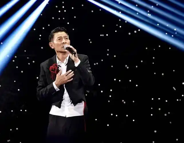 刘德华经典演唱会精选重映,如何免费观看?什么时候开始?哪个平台能看?