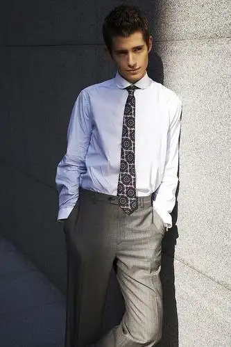 朱利安·莫里斯 julian morris的图片