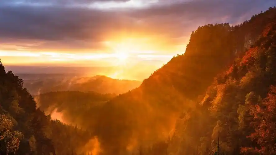 秋天唯美日出景色图片,自然风景-可爱美图