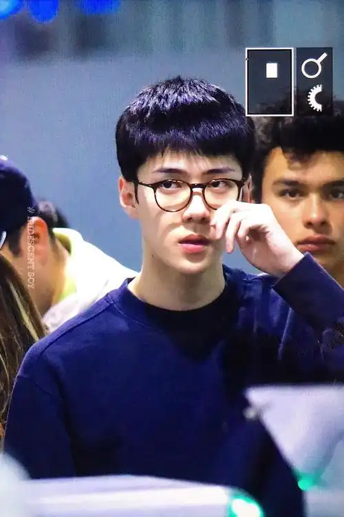 只有我自己特别能get吴世勋的短寸吗?(图片已更新)