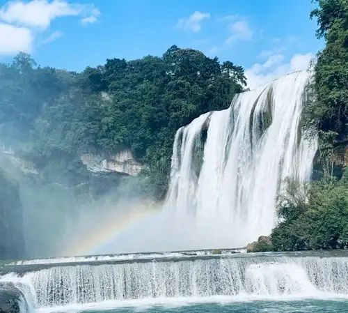 中国十大风景名胜(国内十大美丽壮观的瀑布)