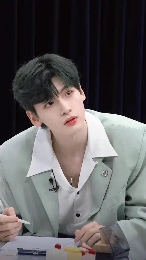 翟潇闻亲爱的爸妈翟潇闻世界微尘里翟潇闻你微笑时很.