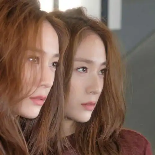 郑秀晶16岁侧颜生图