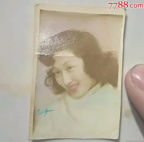 民国照片…烫发美女(漂亮妩媚)