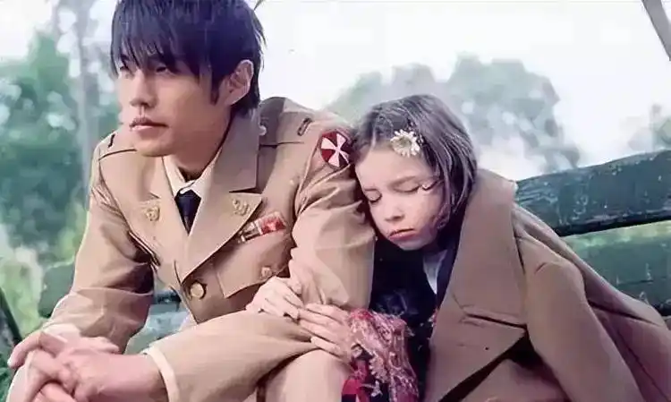 原创气愤周杰伦七里香封面被曝穿美军第8军军服称别有用心