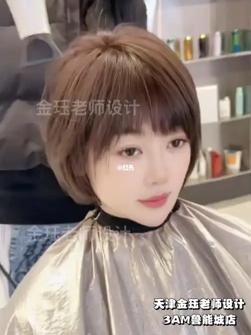 中短发减龄短发发型推荐适合圆脸长脸