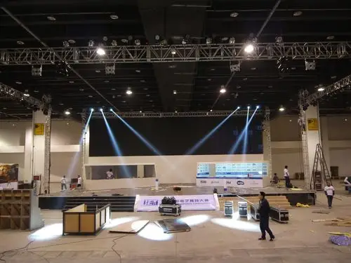 iet决赛现场搭建基本完成 神秘面纱逐步揭开 - 电竞站