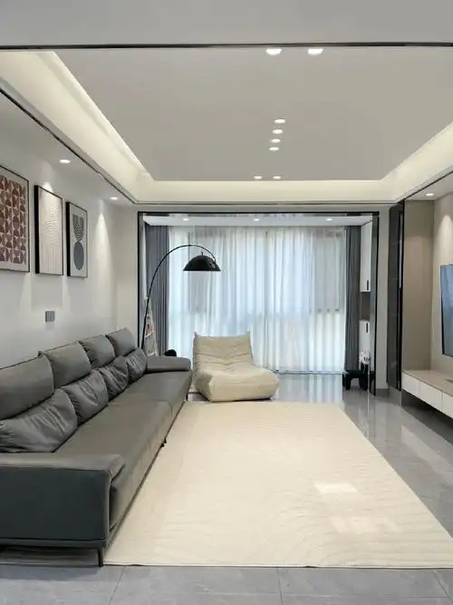 125平米现代简约风装修案例分享,简洁舒适耐看的家.