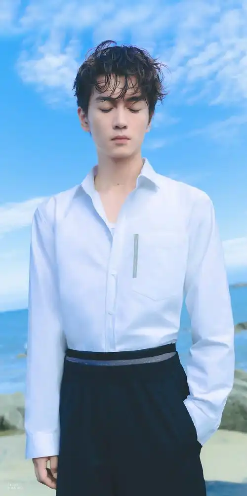 浅浅拼个十八宫格中秋快乐#陈晓#刚发现画质被吞 高清原图尺寸见ping