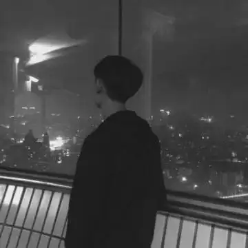 情侣头像一对两张2019背影黑白超霸气 遇上你是我最大的幸运